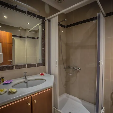 Theo Hotel de apartamente 3*