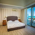 Apartmanhotel Theo 3*