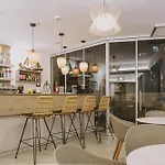 Theo Apartmanhotel