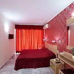 Apartmanhotel Theo 3*