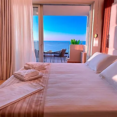 Apartmanhotel Theo 3*