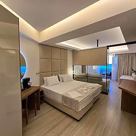 Apartmanhotel Theo 3*