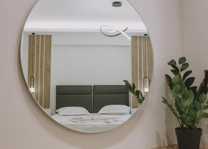 Theo 3* Ретимно